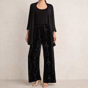 CHICO’s BLACK VELVET BURNOUT WIDE LEG ELASTIC WAIST PANTS SIZE XL